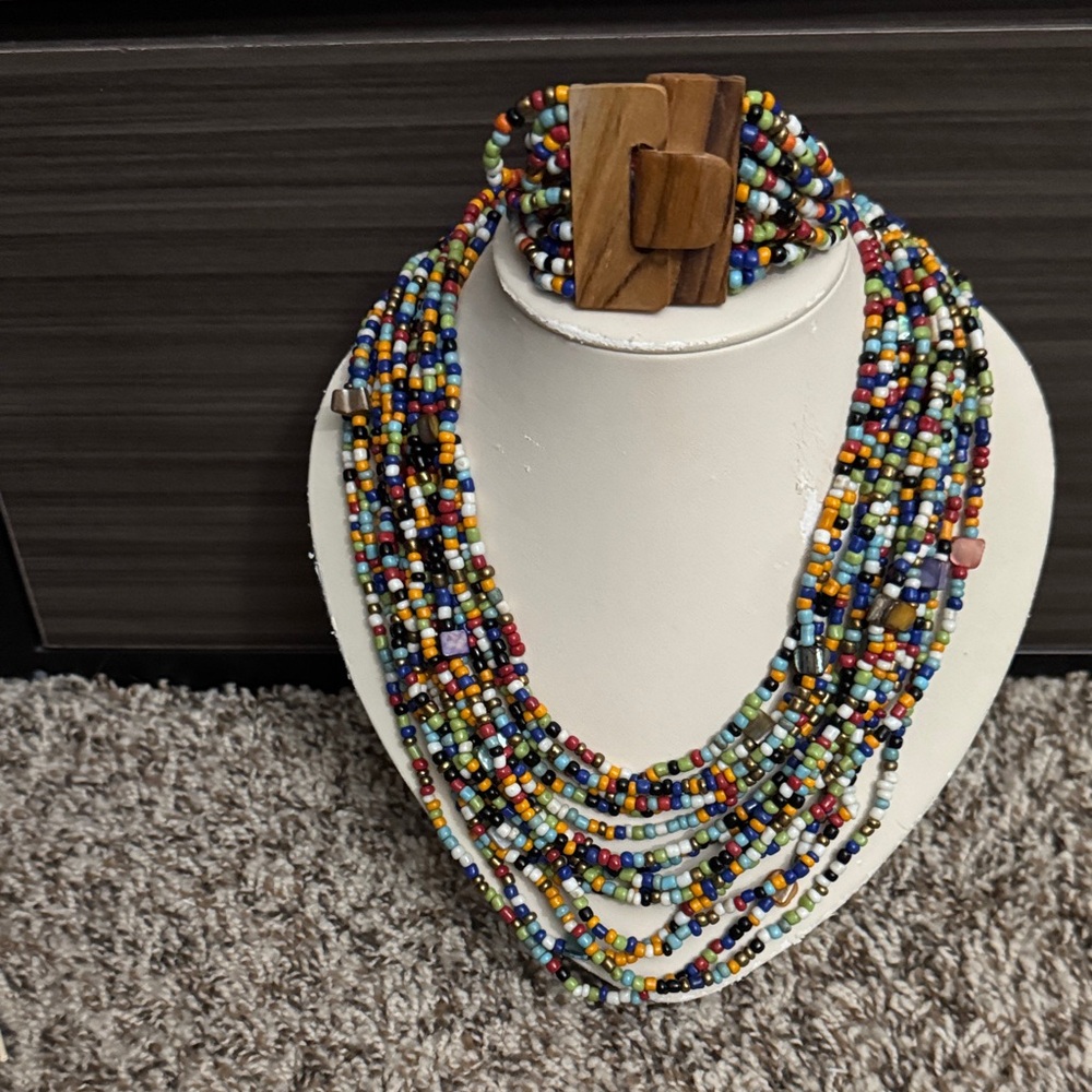 Multicolor Beaded Necklace and Bracelet Set